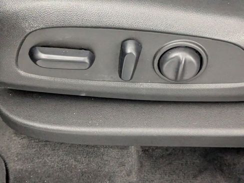 Used 2020 Chevrolet Traverse Premier image 15