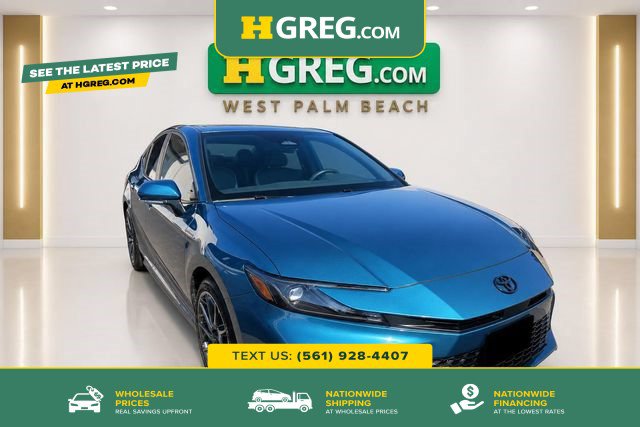 Used 2025 Toyota Camry SE FWD image 1