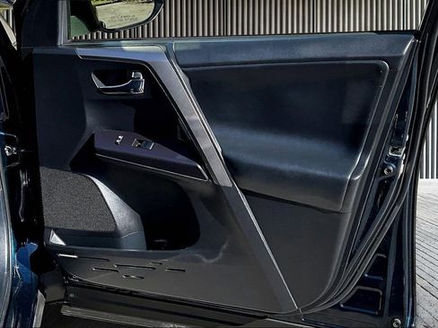 Used 2017 Toyota RAV4 XLE image 25