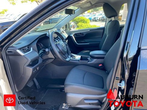 Certified 2025 Toyota RAV4 LE AWD/4WD image 28