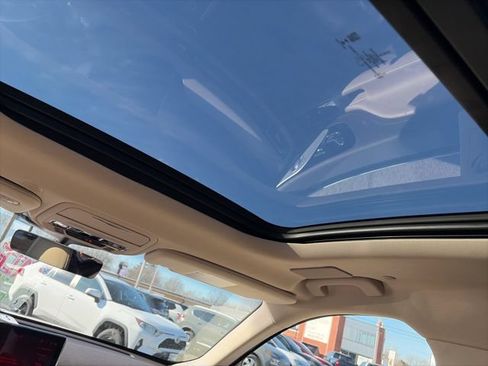 Used 2023 Lincoln Aviator Reserve w/ Equipment Group 201A AWD/4WD image 16