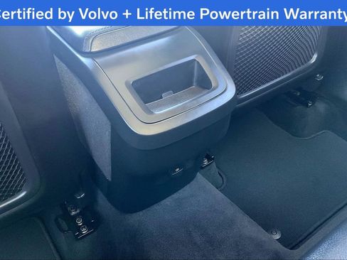 Used 2025 Volvo XC60 B5 Plus image 30