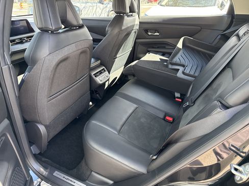 Certified 2024 Nissan Ariya AWD image 16