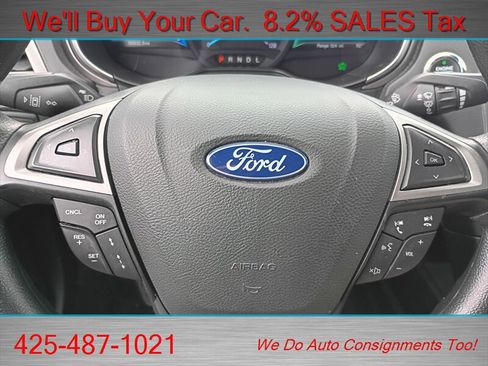 Used 2019 Ford Fusion SE FWD image 13