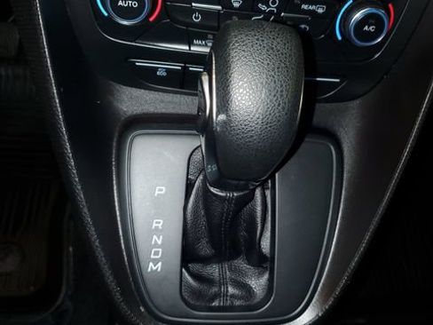 Used 2020 Ford Transit Connect XL image 25