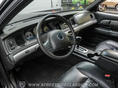 Used 2003 Mercury Marauder RWD image 4