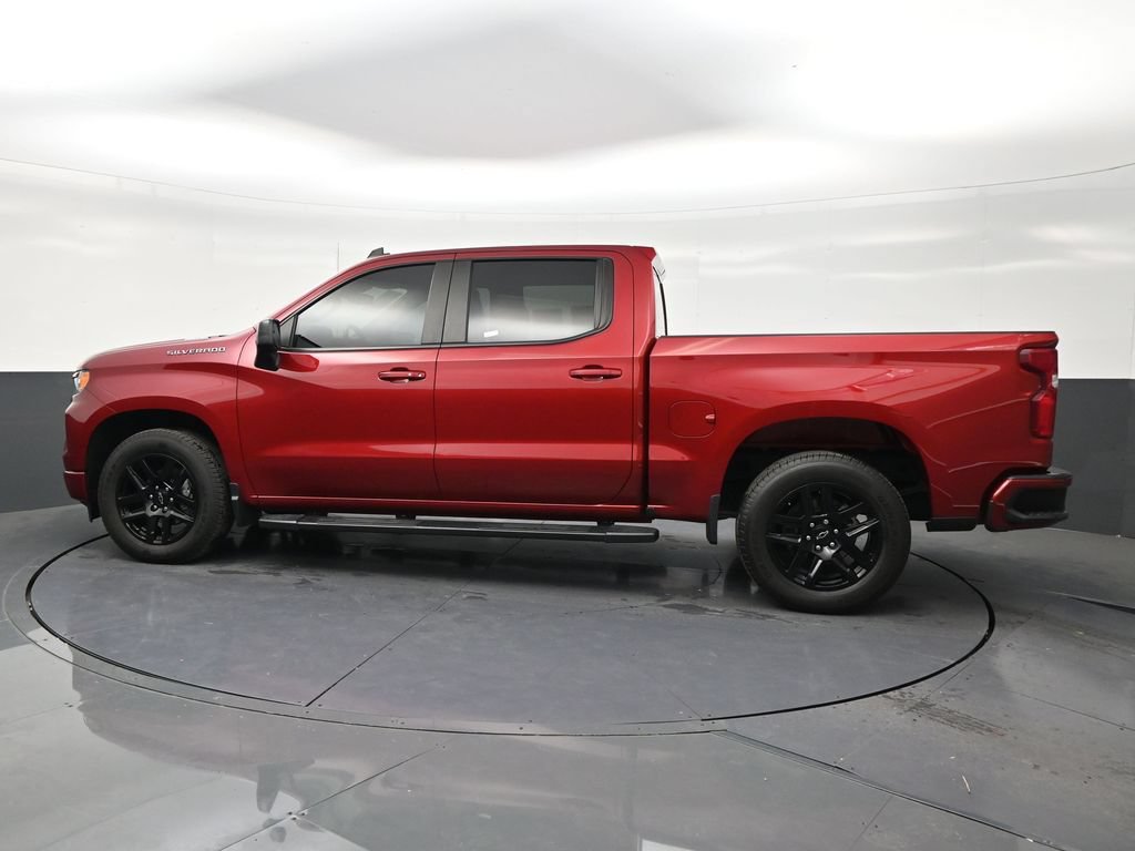 Used 2025 Chevrolet Silverado 1500 RST RWD image 2