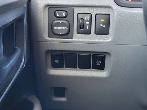 Used 2013 Toyota 4Runner SR5 RWD image 21