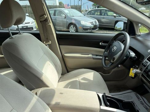 Used 2005 Toyota Prius FWD image 17