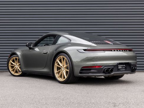 Certified 2024 Porsche 911 Carrera RWD image 3