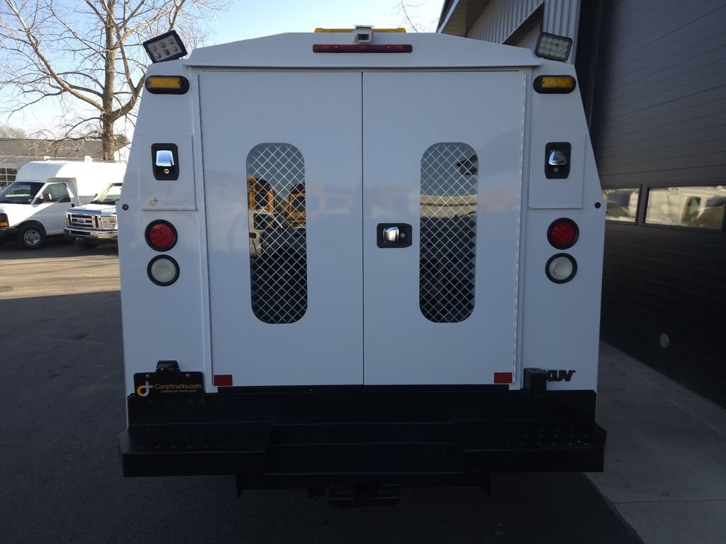 Used 2015 GMC Savana 3500 RWD image 10