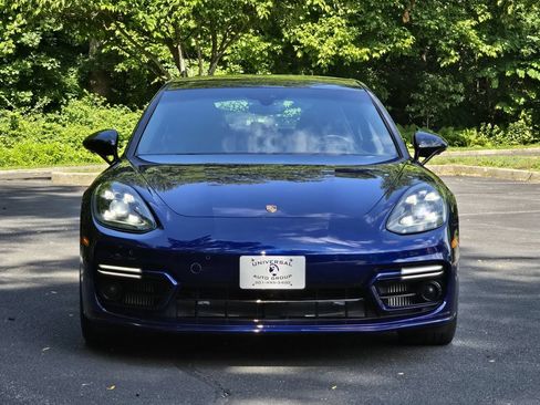 Used 2022 Porsche Panamera 4 Platinum Edition AWD/4WD image 9