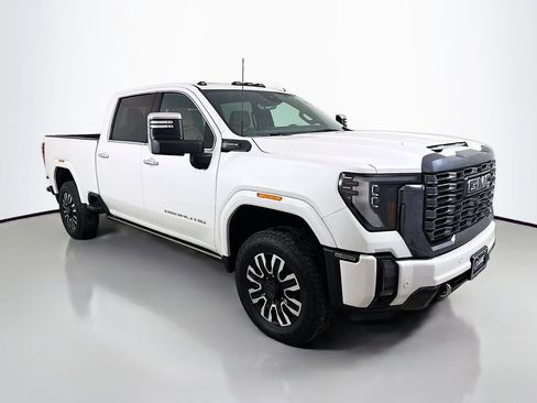 Used 2024 GMC Sierra 2500 Denali Ultimate image 1
