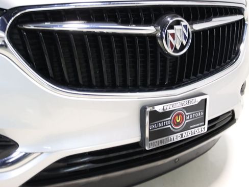 Used 2021 Buick Enclave Essence w/ Sound and Sites Package AWD/4WD image 25