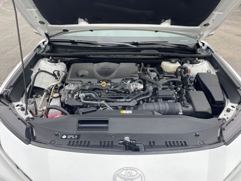 Used 2025 Toyota Camry LE image 31