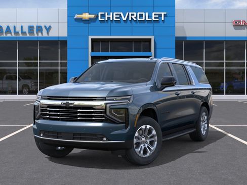 New 2026 Chevrolet Suburban LT RWD image 7