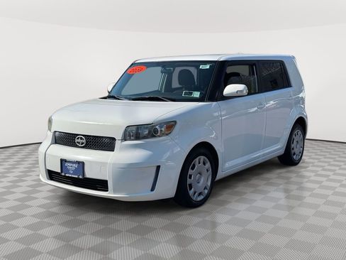 Used 2009 Scion xB image 3