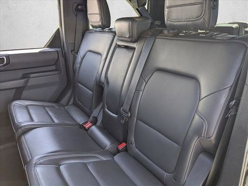 Certified 2025 Ford Bronco Outer Banks AWD/4WD image 19