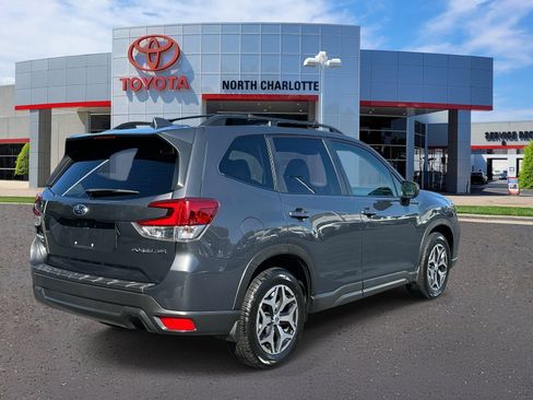 Used 2020 Subaru Forester Premium w/ Popular Package #1 AWD/4WD image 6