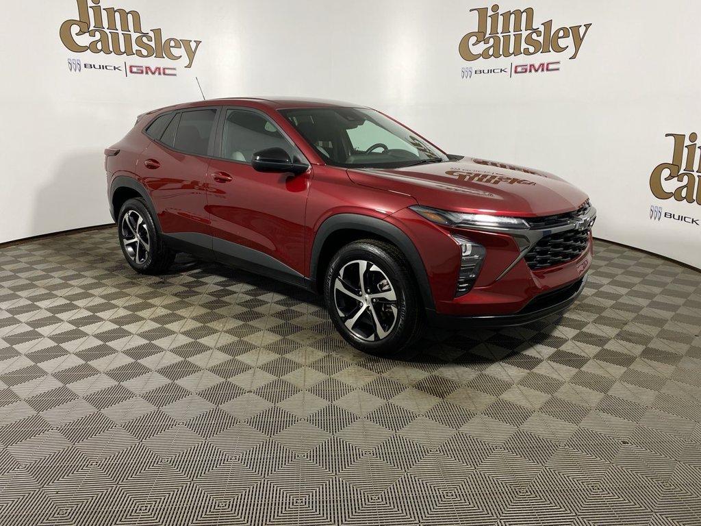 Certified 2024 Chevrolet Trax RS w/ Driver Confidence Package FWD image 1