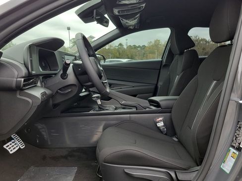 New 2026 Hyundai Elantra Sport image 19