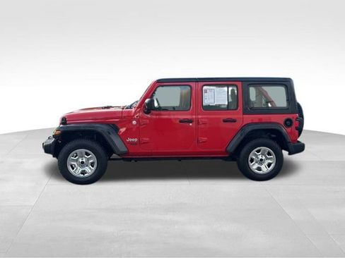 Used 2019 Jeep Wrangler Unlimited Sport image 4