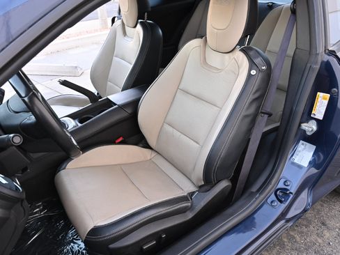 Used 2012 Chevrolet Camaro SS RWD image 14