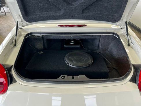 Used 2002 Ford Thunderbird image 7