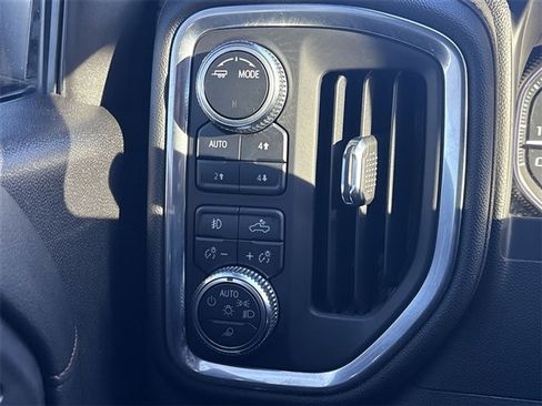 Used 2021 GMC Sierra 1500 AT4 image 17