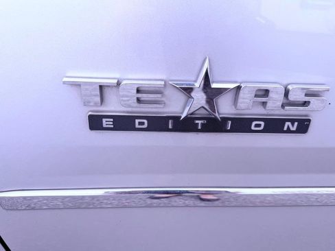 Used 2017 Chevrolet Tahoe LT w/ Texas Edition Package AWD/4WD image 10