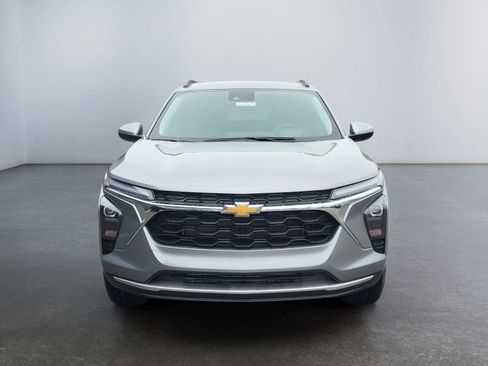 New 2026 Chevrolet Trax LT w/ Driver Confidence Package image 8