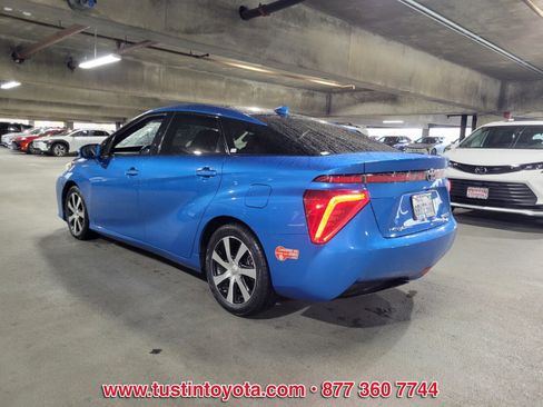 Certified 2017 Toyota Mirai image 6