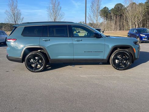 New 2026 Jeep Grand Cherokee L Limited w/ Limited Altitude Package image 8