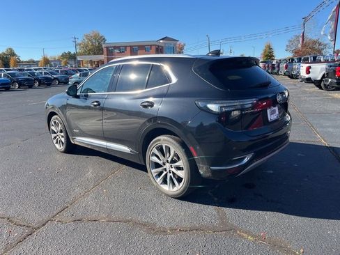 Used 2022 Buick Envision Avenir w/ Technology Package II image 36