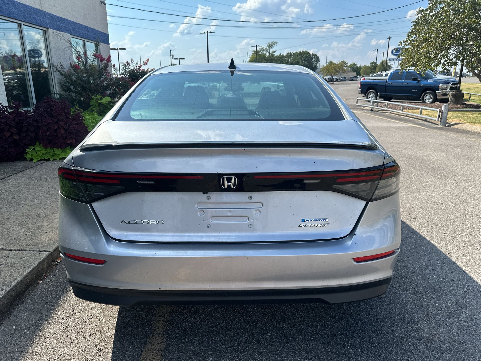 Used 2025 Honda Accord Sport image 5