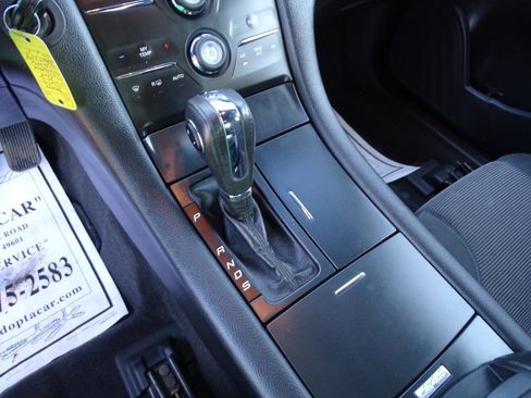 Used 2013 Ford Taurus SEL AWD image 24