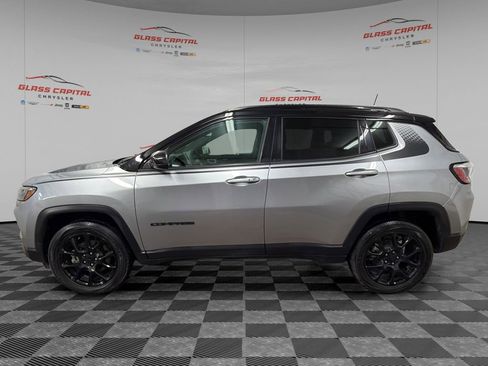 Used 2022 Jeep Compass Altitude image 4