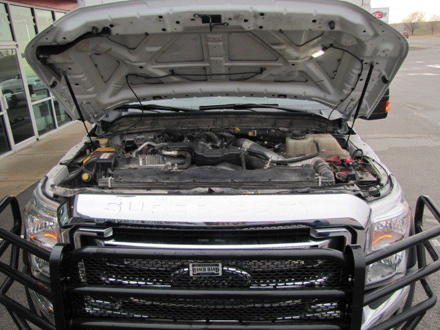 Used 2015 Ford F550 2WD Regular Cab Super Duty image 20
