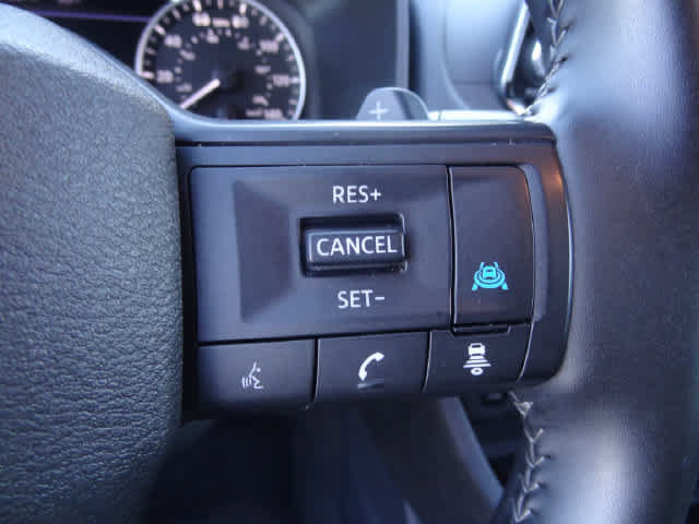 Used 2025 Nissan Rogue SV FWD image 5