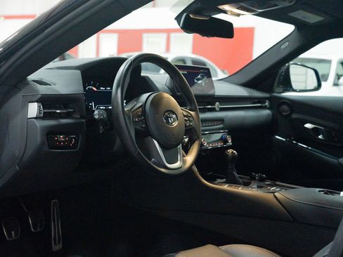Used 2024 Toyota Supra Premium image 20