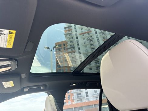 New 2026 Volvo XC90 B6 Plus w/ Protection Package Premier AWD/4WD image 15