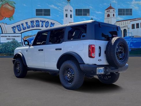 New 2026 Ford Bronco Big Bend w/ Black Diamond Package AWD/4WD image 3