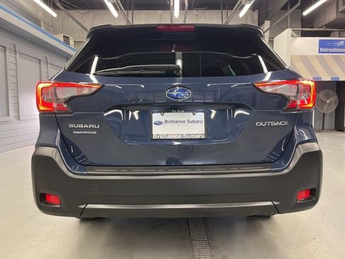 Certified 2025 Subaru Outback Premium w/ Popular Package #1A image 6