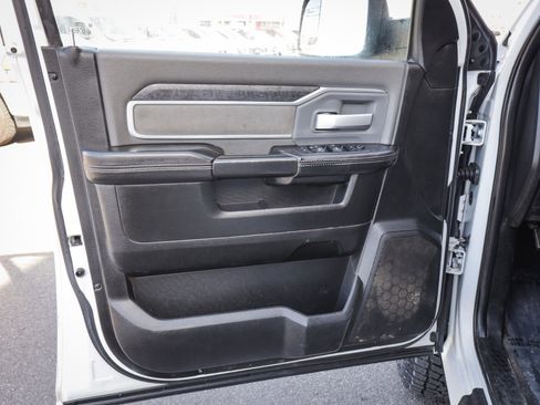 Used 2020 RAM 2500 Big Horn w/ Level 1 Equipment Group image 15