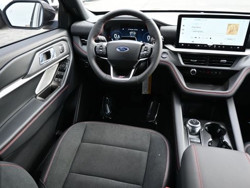 New 2026 Ford Explorer ST AWD/4WD image 32