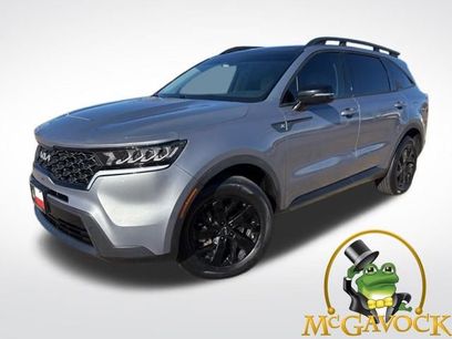 Used 2023 Kia Sorento S w/ Panoramic Sunroof Package