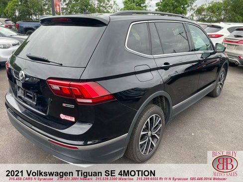 Used 2021 Volkswagen Tiguan SE image 3