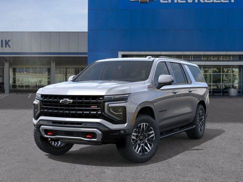 New 2026 Chevrolet Suburban Z71 w/ Comfort Package AWD/4WD image 6
