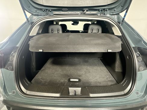 Used 2025 Chevrolet Trax LT image 28