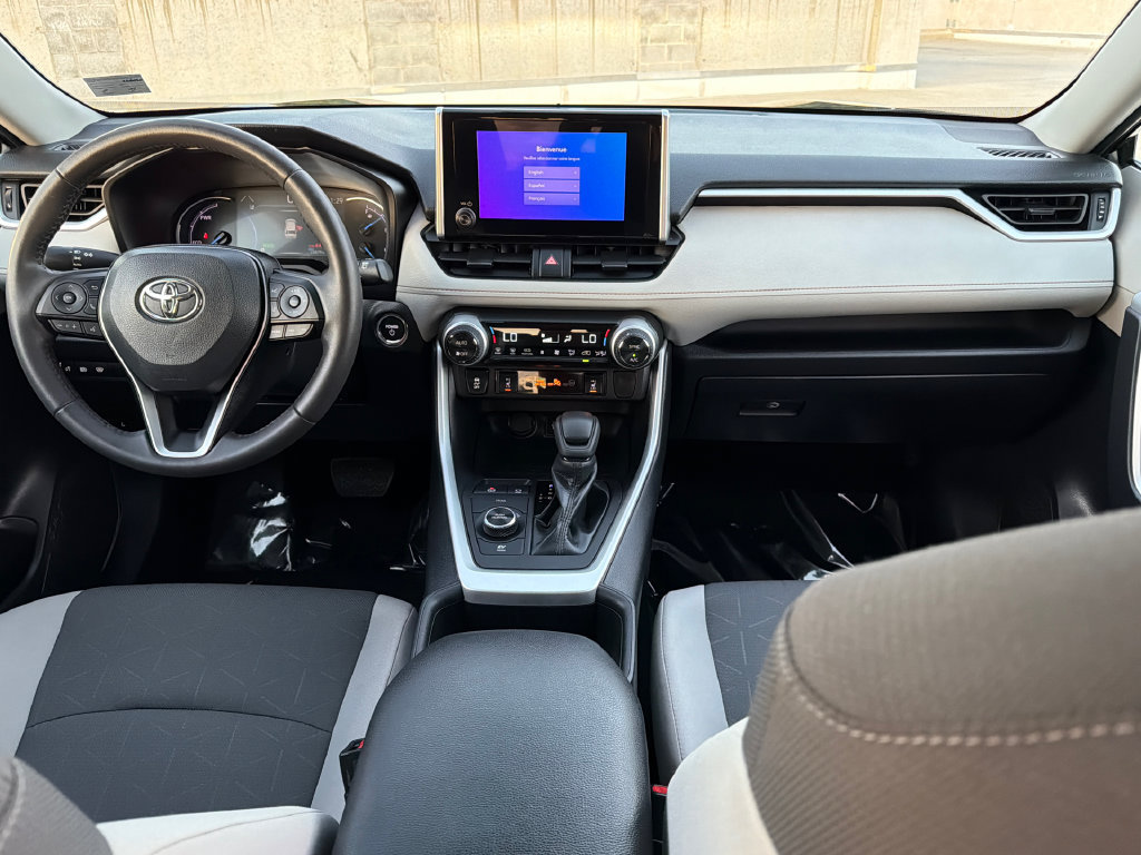 Used 2025 Toyota RAV4 XLE w/ Weather Package AWD/4WD image 16